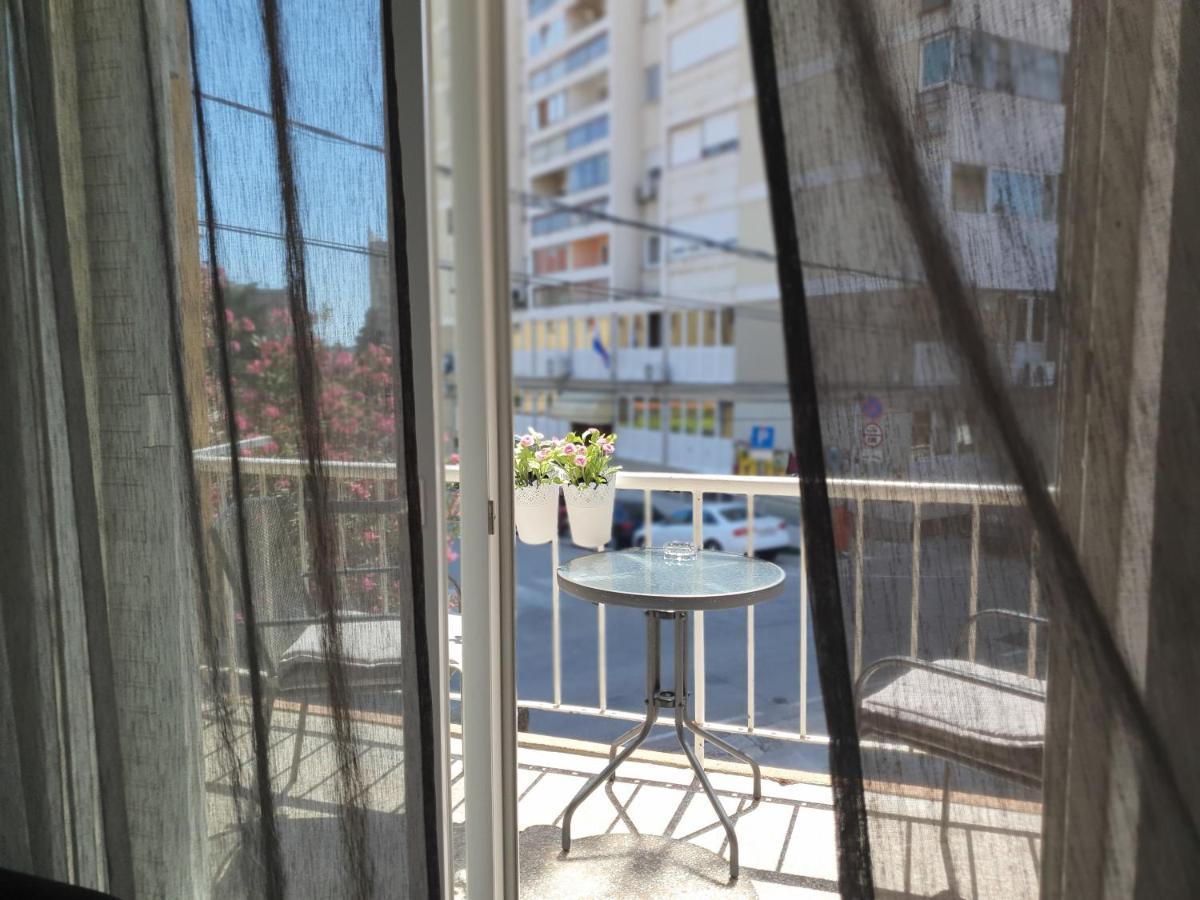 Apartment Tonka Šibenik Buitenkant foto