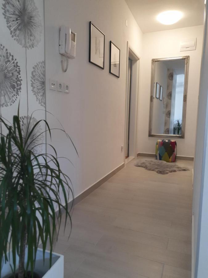 Apartment Tonka Šibenik Buitenkant foto